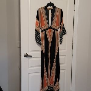 Bohemian maxi dress! Lulu's xs NWT